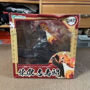 Bellfine 1/8 Scale PVC Demon Slayer “Rengoku Kyojuro” Figure Statue (BOX DAMAGE)